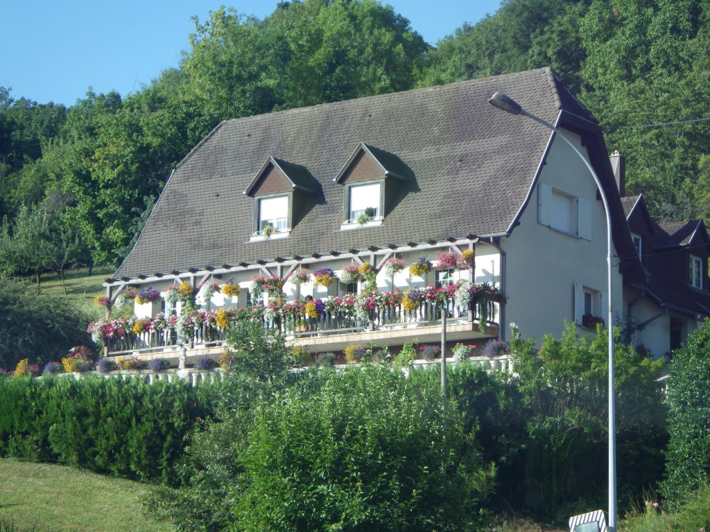  7 catgories diffrentes permettent de s'inscrire au concours communal des maisons fleuries de Guebwiller. 